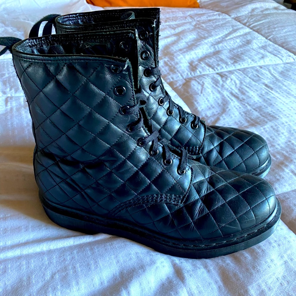 Dr Martens- Size 10